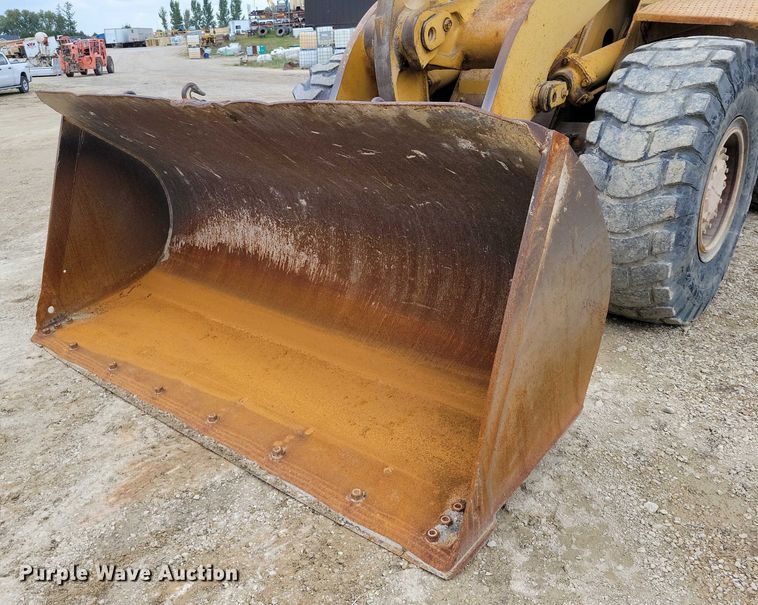 image for item DZ6609 1983 Caterpillar 950B wheel loader