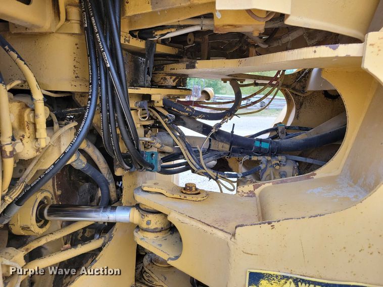 image for item DZ6609 1983 Caterpillar 950B wheel loader