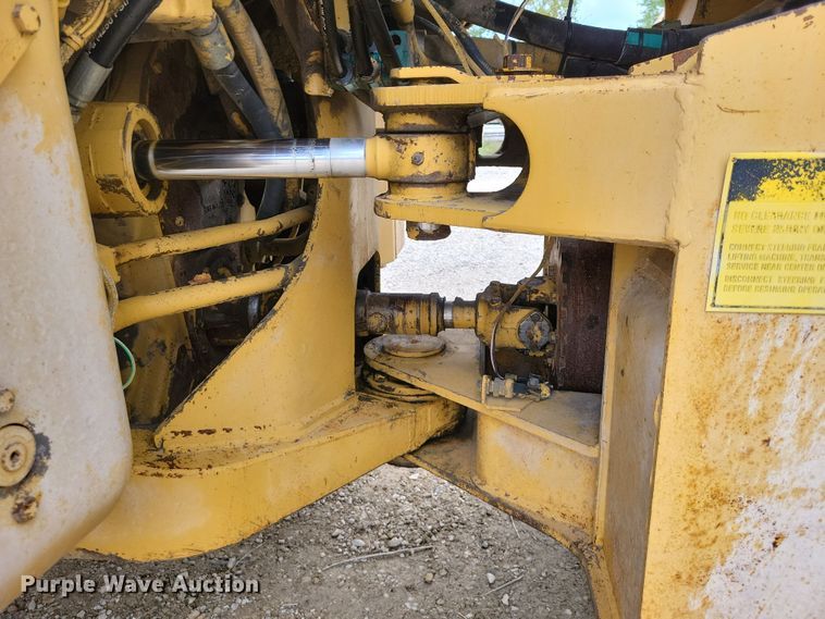 image for item DZ6609 1983 Caterpillar 950B wheel loader