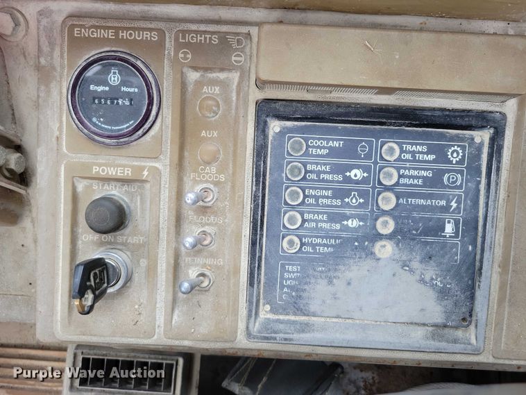 image for item DZ6609 1983 Caterpillar 950B wheel loader