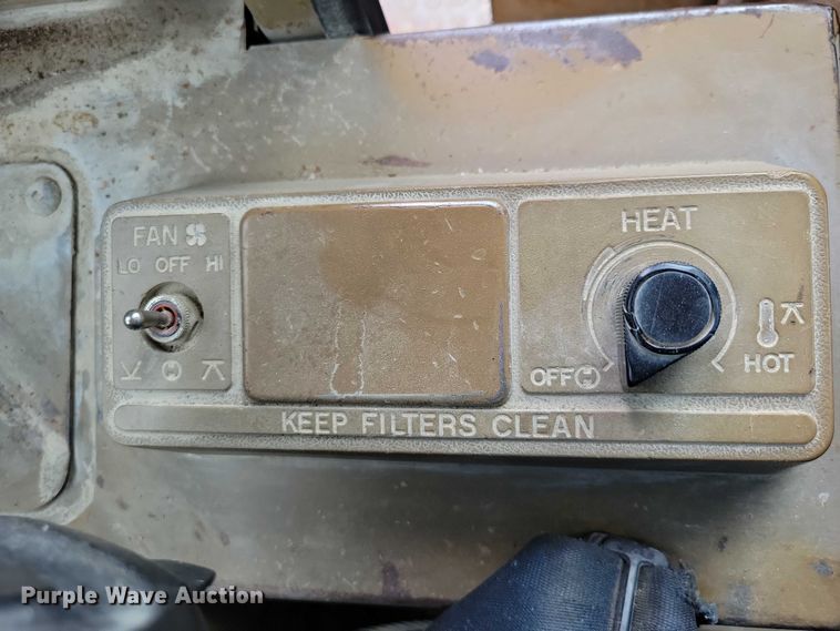 image for item DZ6609 1983 Caterpillar 950B wheel loader