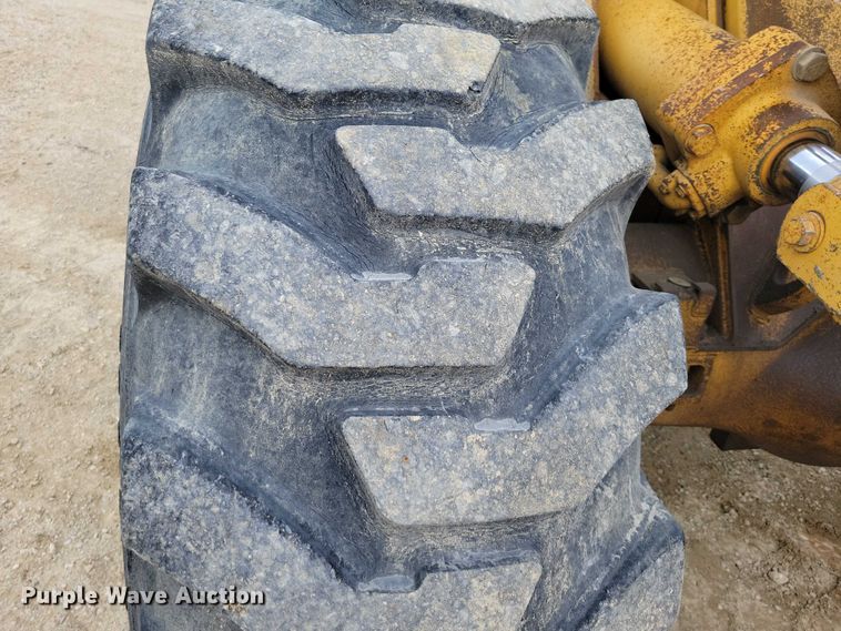 image for item DZ6609 1983 Caterpillar 950B wheel loader