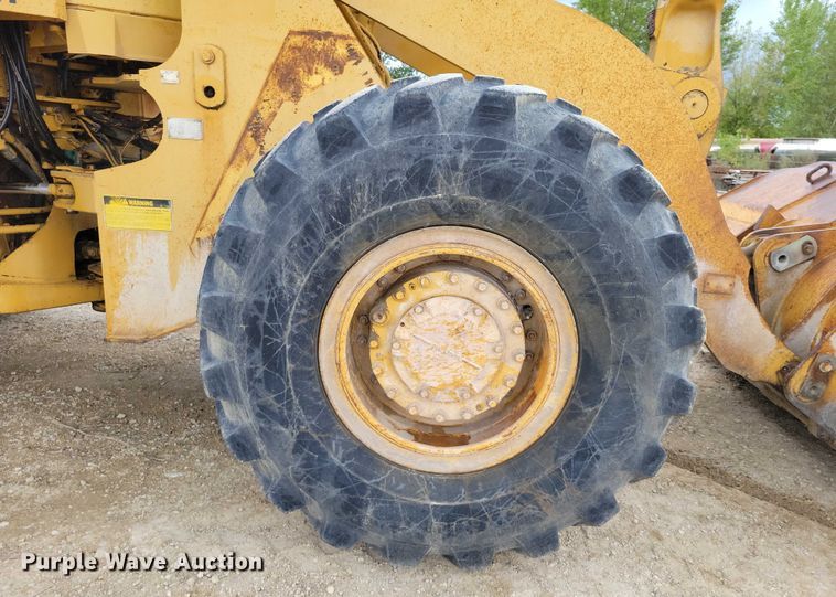 image for item DZ6609 1983 Caterpillar 950B wheel loader