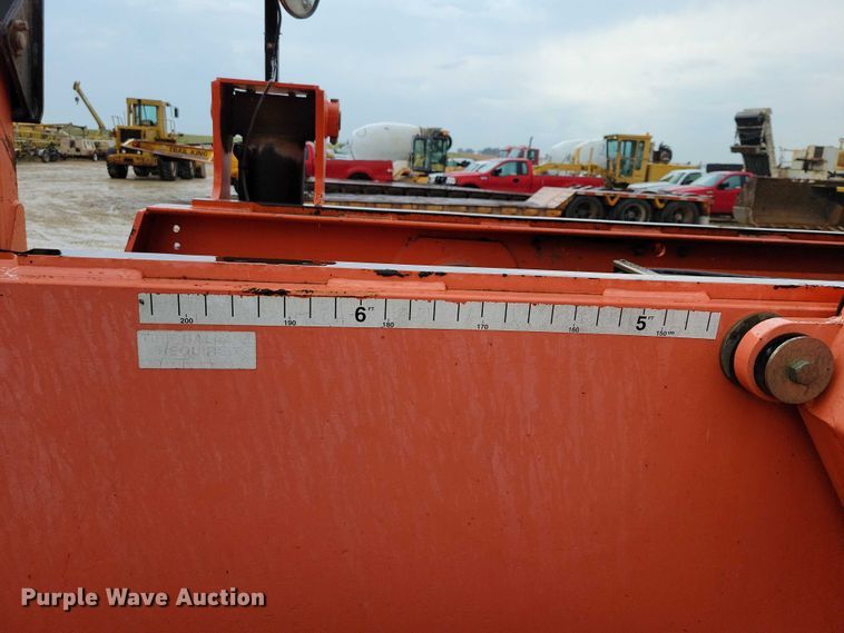 image for item DZ6610 2005 Lull JLG 1044C-54 Series II telehandler