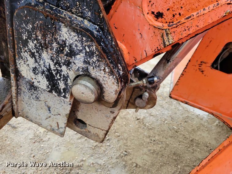 image for item DZ6610 2005 Lull JLG 1044C-54 Series II telehandler