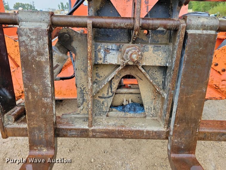 image for item DZ6610 2005 Lull JLG 1044C-54 Series II telehandler