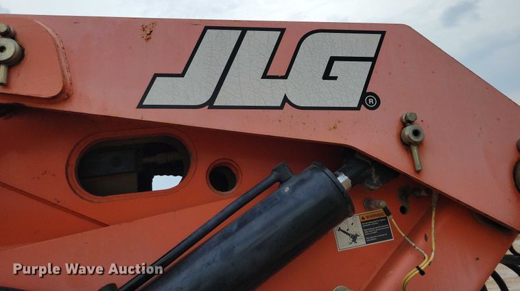 image for item DZ6610 2005 Lull JLG 1044C-54 Series II telehandler