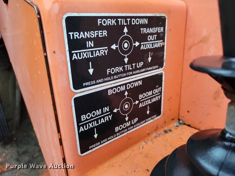 image for item DZ6610 2005 Lull JLG 1044C-54 Series II telehandler