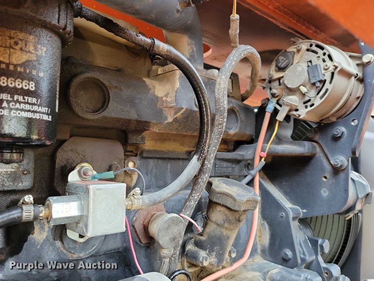 image for item DZ6610 2005 Lull JLG 1044C-54 Series II telehandler