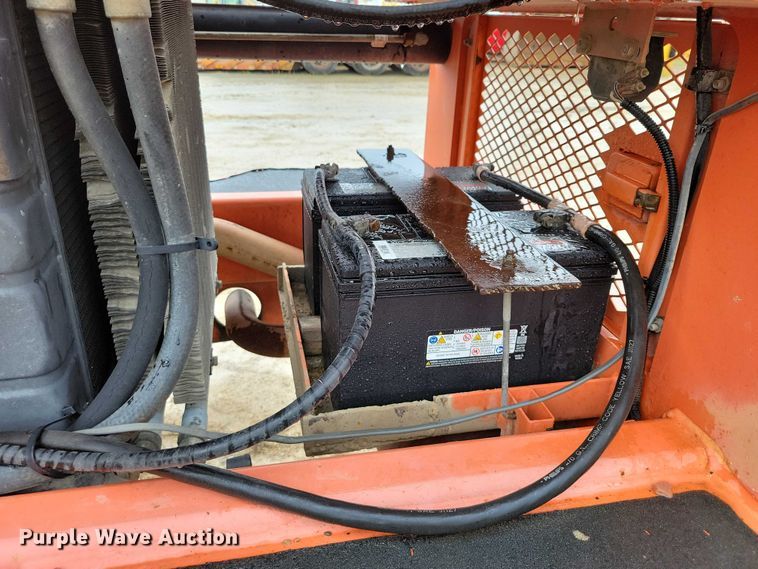 image for item DZ6610 2005 Lull JLG 1044C-54 Series II telehandler