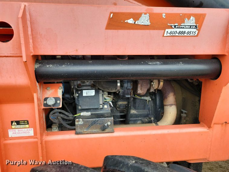 image for item DZ6610 2005 Lull JLG 1044C-54 Series II telehandler