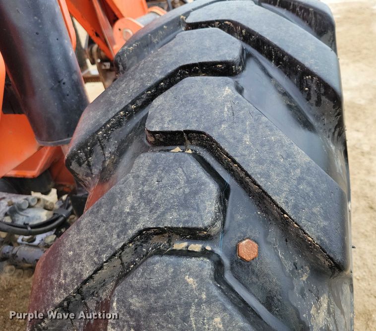 image for item DZ6610 2005 Lull JLG 1044C-54 Series II telehandler