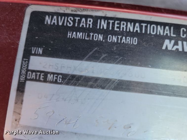 image for item DZ6613 1991 International  9400 dump truck