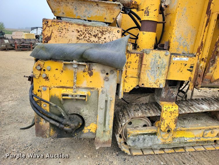 image for item DZ6617 Gomaco GT 6200 Commander II slipform paver