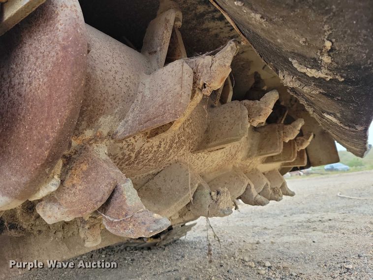 image for item DZ6617 Gomaco GT 6200 Commander II slipform paver