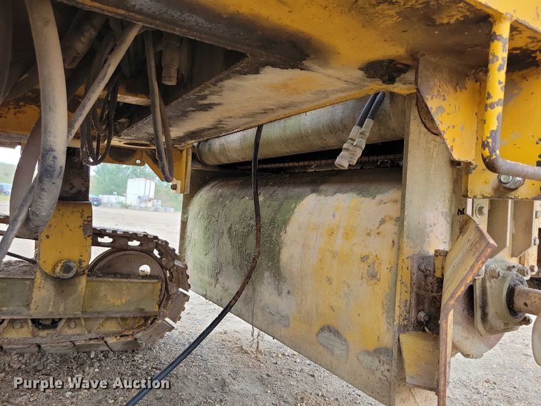 image for item DZ6617 Gomaco GT 6200 Commander II slipform paver