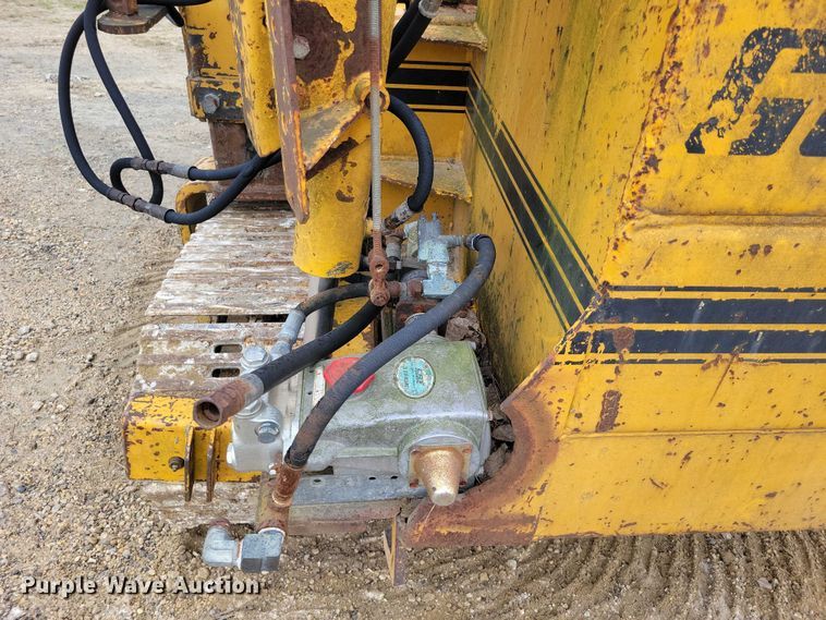 image for item DZ6617 Gomaco GT 6200 Commander II slipform paver