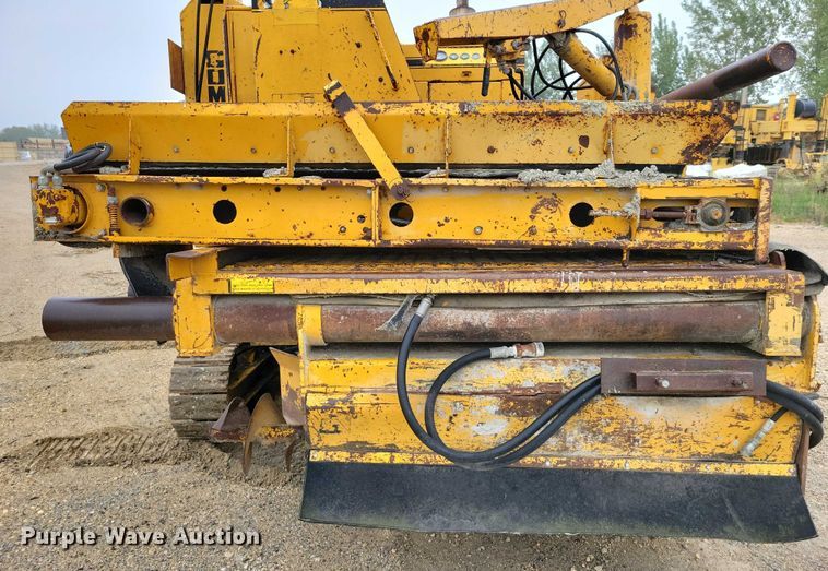 image for item DZ6617 Gomaco GT 6200 Commander II slipform paver