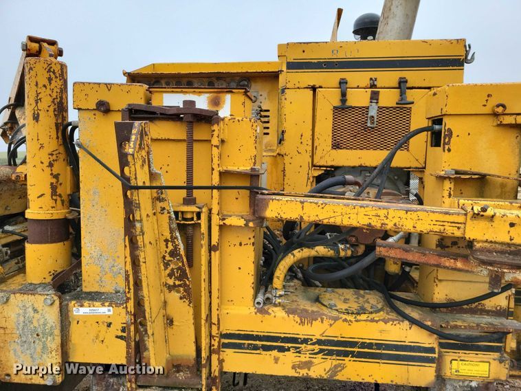 image for item DZ6617 Gomaco GT 6200 Commander II slipform paver