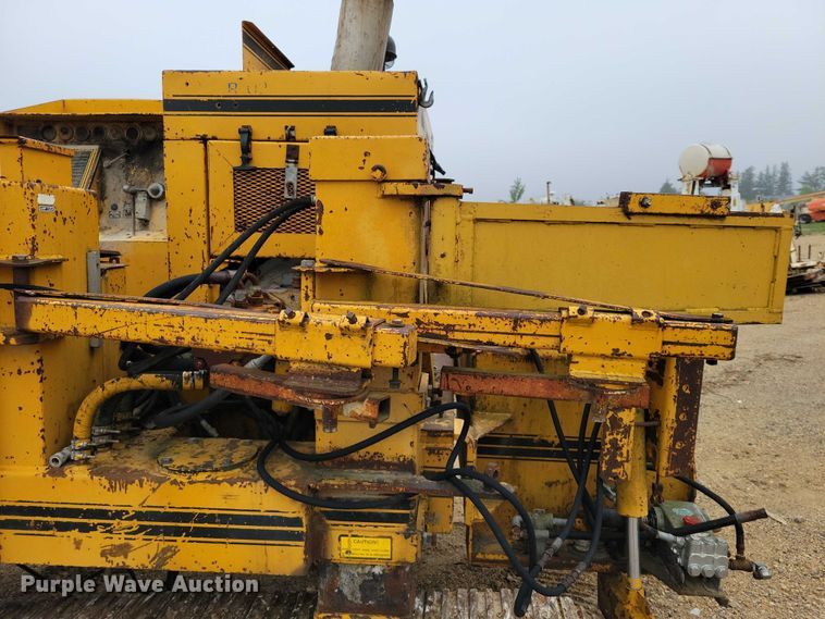 image for item DZ6617 Gomaco GT 6200 Commander II slipform paver