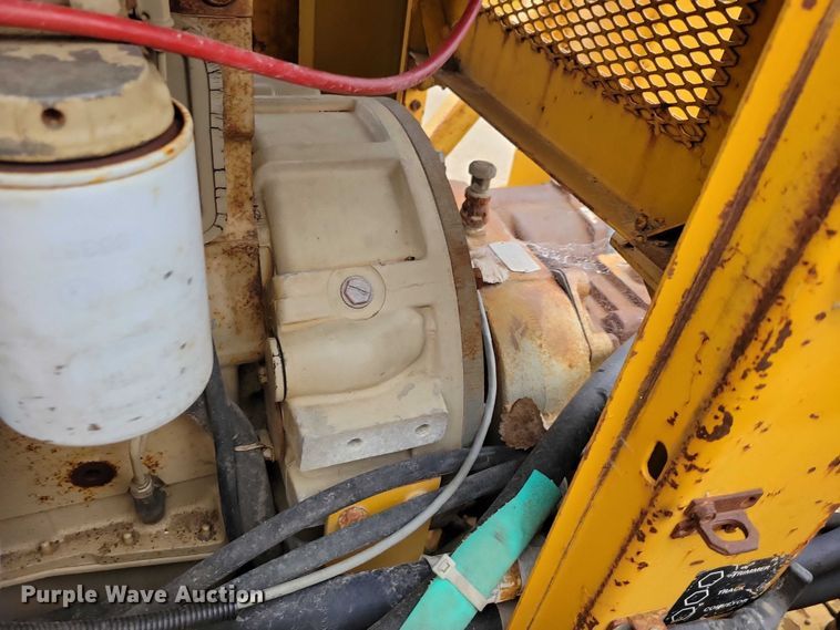 image for item DZ6617 Gomaco GT 6200 Commander II slipform paver