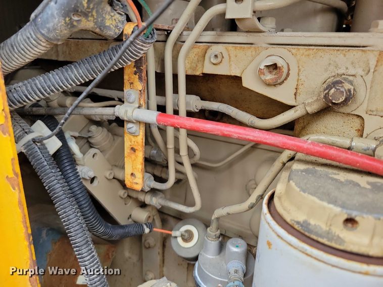 image for item DZ6617 Gomaco GT 6200 Commander II slipform paver