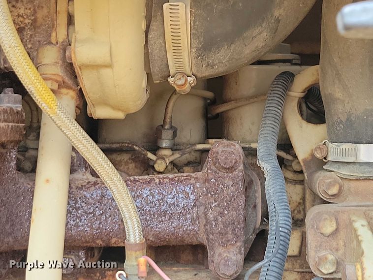 image for item DZ6617 Gomaco GT 6200 Commander II slipform paver