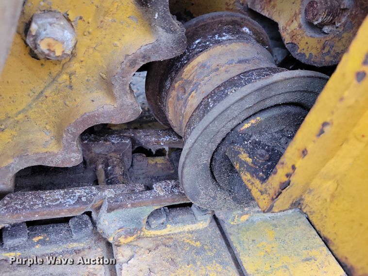 image for item DZ6617 Gomaco GT 6200 Commander II slipform paver