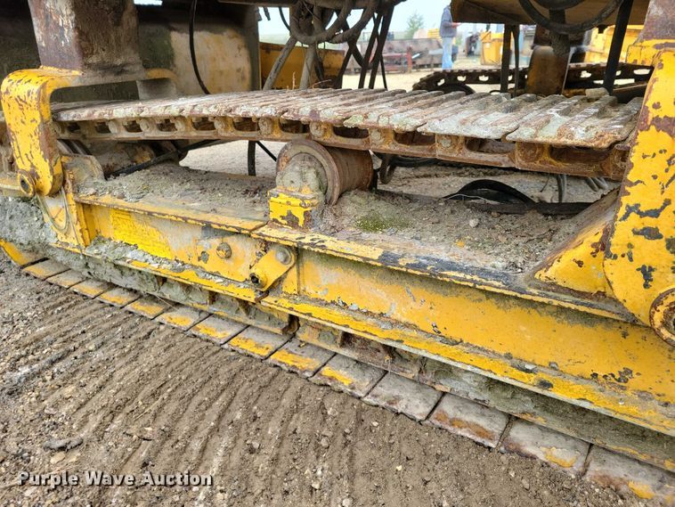 image for item DZ6617 Gomaco GT 6200 Commander II slipform paver