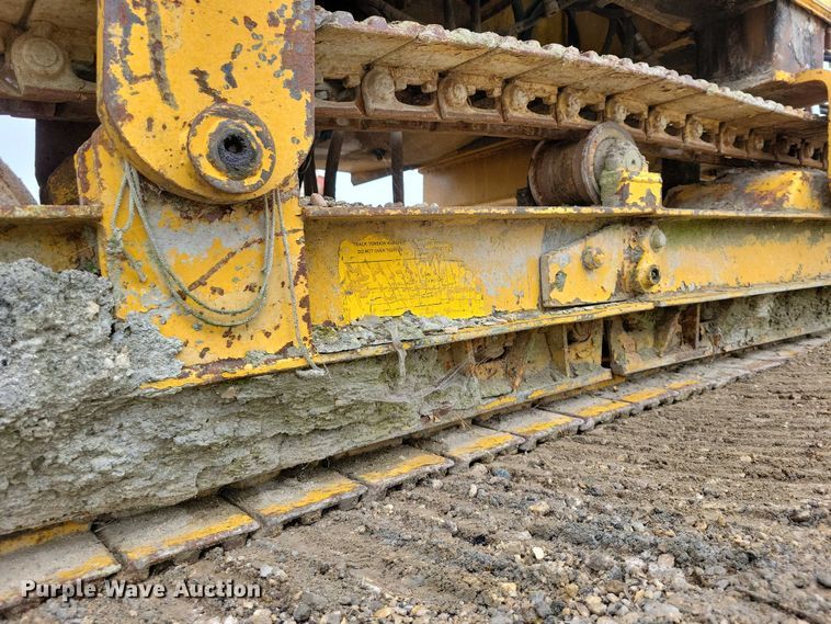 image for item DZ6617 Gomaco GT 6200 Commander II slipform paver