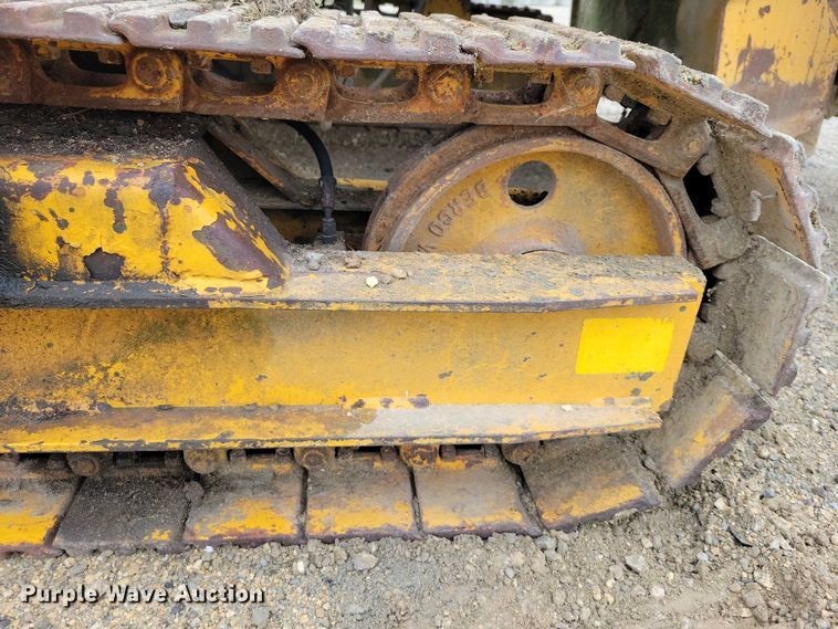 image for item DZ6617 Gomaco GT 6200 Commander II slipform paver