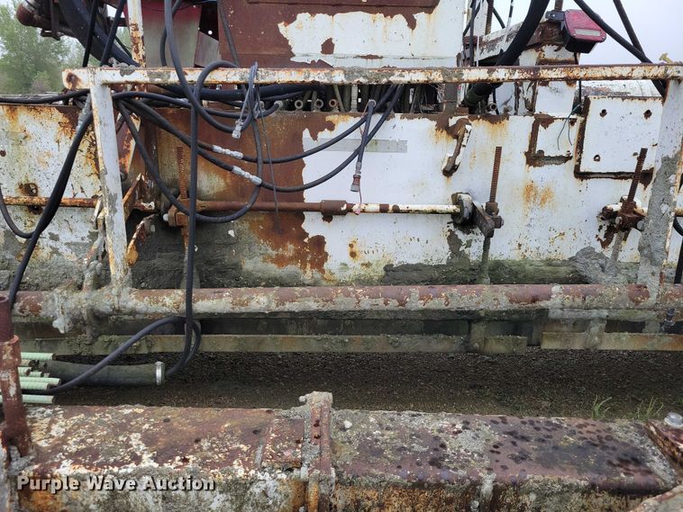 image for item DZ6618 CMI Metro-Pav slipform paver