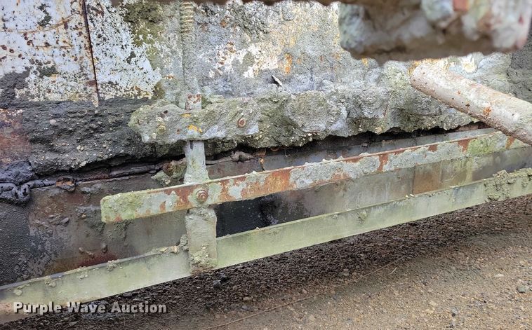 image for item DZ6618 CMI Metro-Pav slipform paver