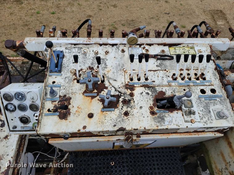 image for item DZ6618 CMI Metro-Pav slipform paver