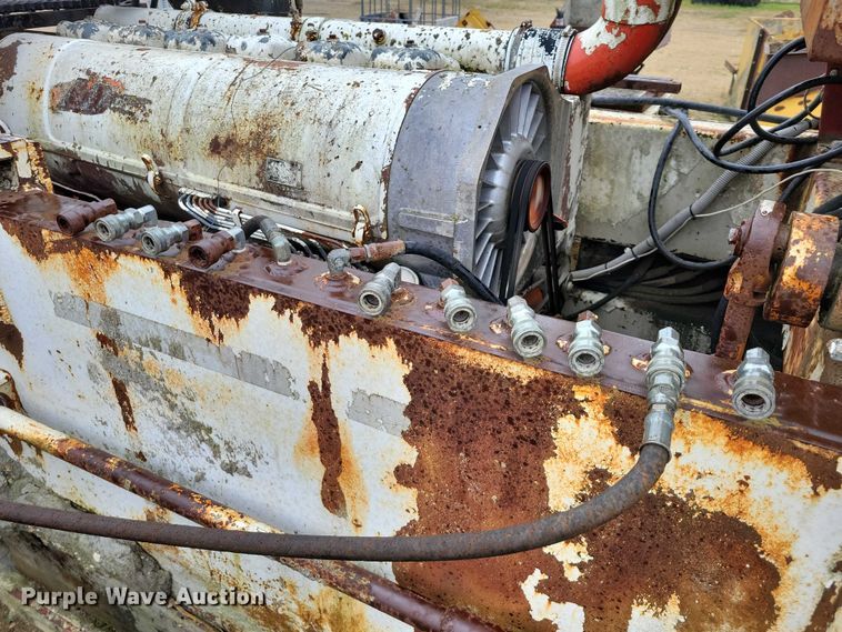 image for item DZ6618 CMI Metro-Pav slipform paver