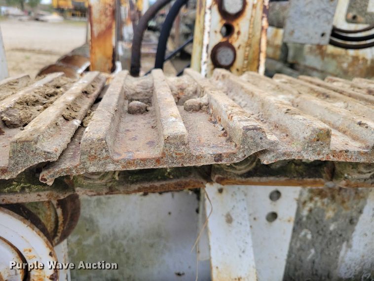 image for item DZ6618 CMI Metro-Pav slipform paver