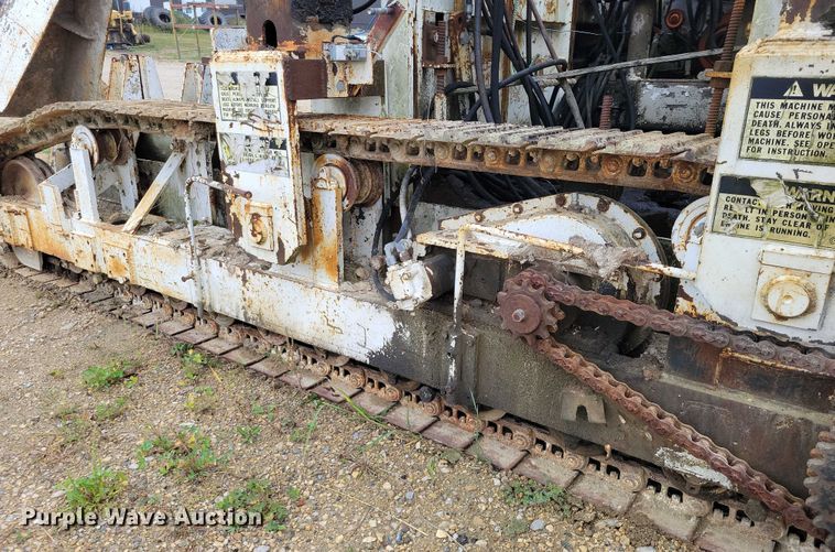 image for item DZ6618 CMI Metro-Pav slipform paver