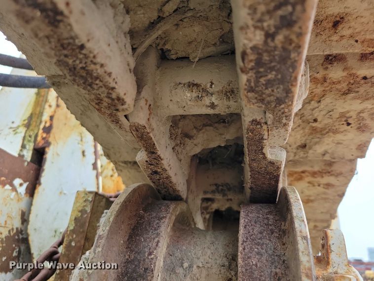 image for item DZ6618 CMI Metro-Pav slipform paver