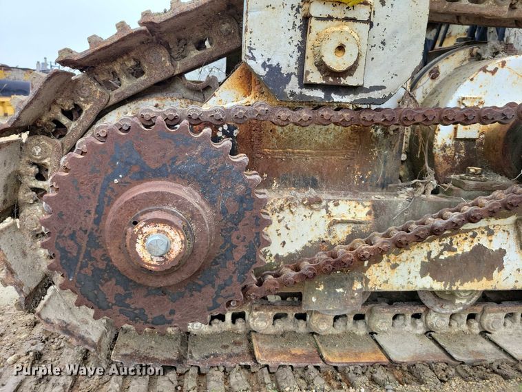 image for item DZ6618 CMI Metro-Pav slipform paver