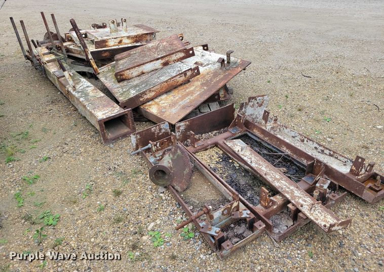 image for item DZ6618 CMI Metro-Pav slipform paver