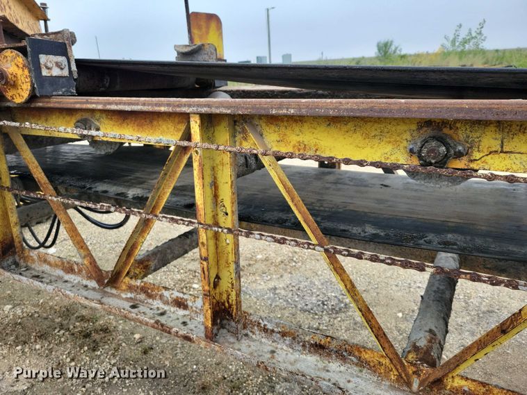 image for item DZ6619 Gomaco RC240-24 bridge conveyor