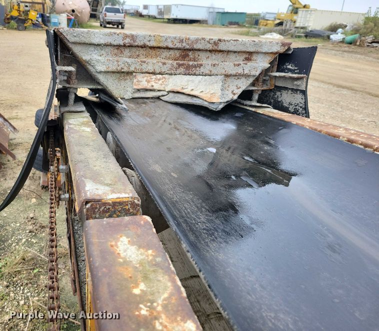 image for item DZ6619 Gomaco RC240-24 bridge conveyor