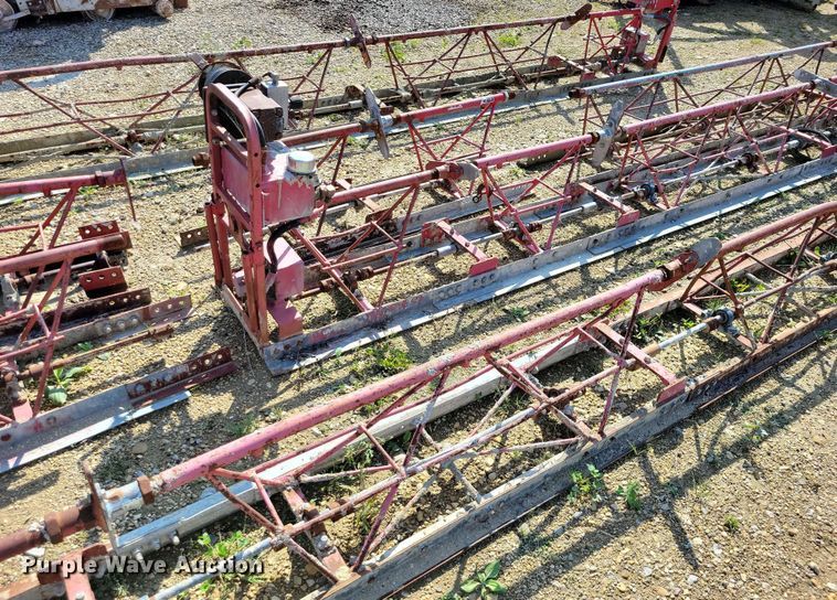 image for item DZ6628 (4) power screeds