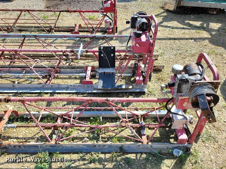 image for item DZ6628 (4) power screeds