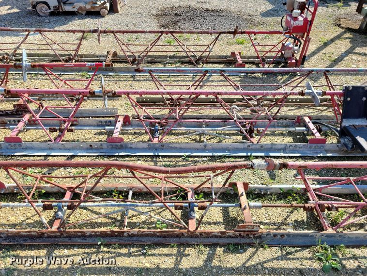 image for item DZ6628 (4) power screeds