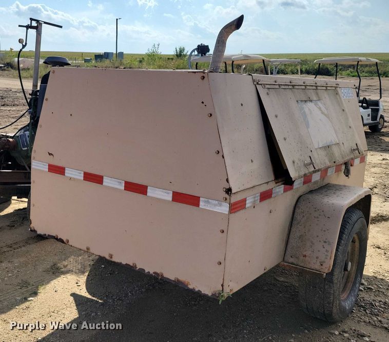 image for item DZ6635 1989 Le Roi Dresser air compressor