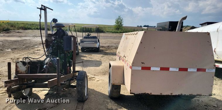 image for item DZ6635 1989 Le Roi Dresser air compressor