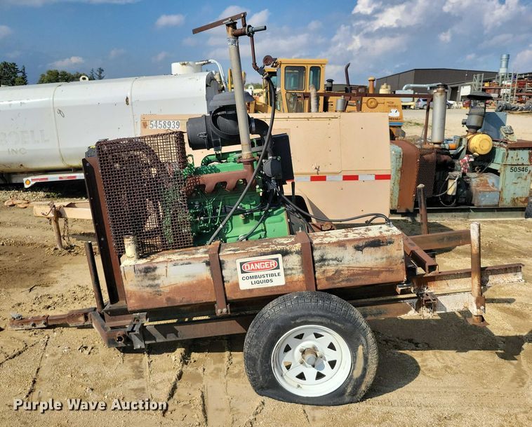 image for item DZ6635 1989 Le Roi Dresser air compressor