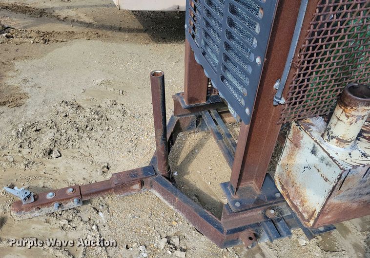 image for item DZ6635 1989 Le Roi Dresser air compressor