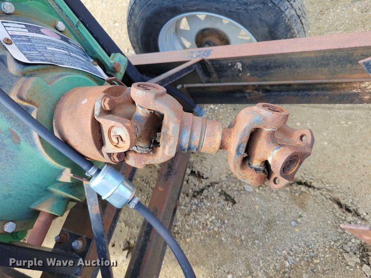 image for item DZ6635 1989 Le Roi Dresser air compressor